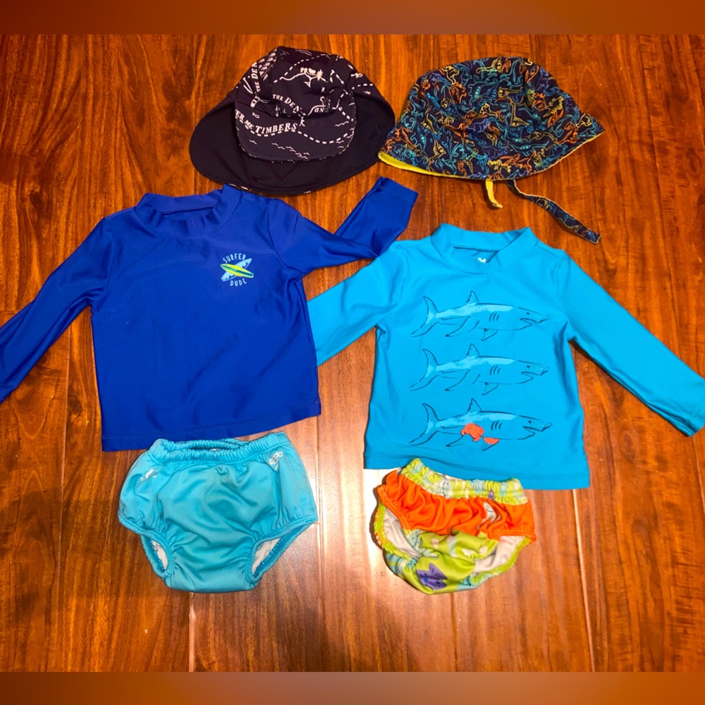 2 sets of 12 months water clothes